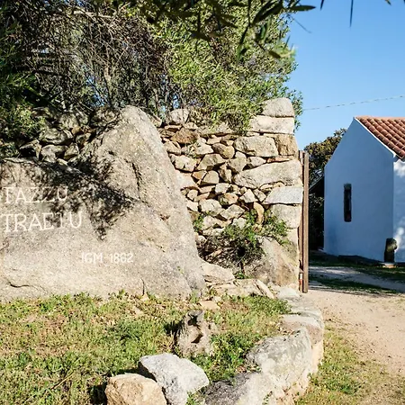 Вилла Stazzu Straetu Antico Stazzo Gallurese Con Vista Sul Golfo Di Ольбия