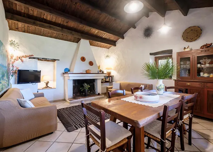 Stazzu Straetu Antico Stazzo Gallurese Con Vista Sul Golfo Di * Ольбия